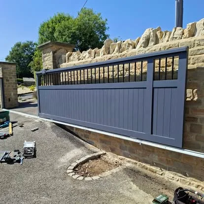 Sliding-gate work